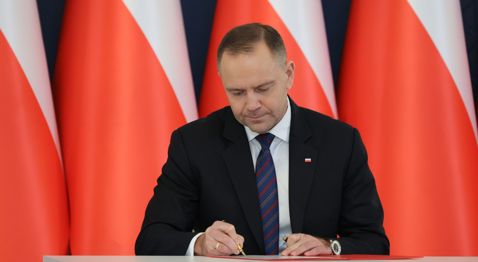 Miliardy z Funduszu Medycznego na NFZ. Prezydent pokazał konkurencyjny projekt