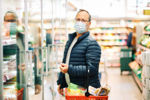 Zakupy na L4 bez kary, w innym przypadku nici z zasiłku. Sejmowe komisje za reformą orzeczeń ZUS