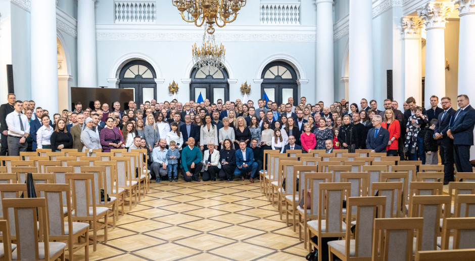 Nerka, fragment wątroby, szpik. 260 odznaczeń "Zasłużony Dawca Przeszczepu"