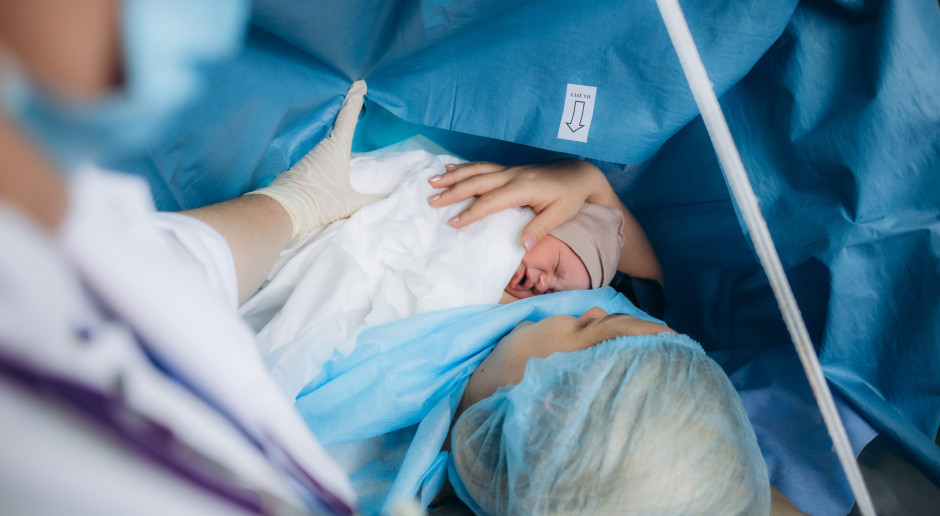 Cięcie cesarskie do zasadniczej zmiany. Sławy ginekologii ogłosiły szczegóły