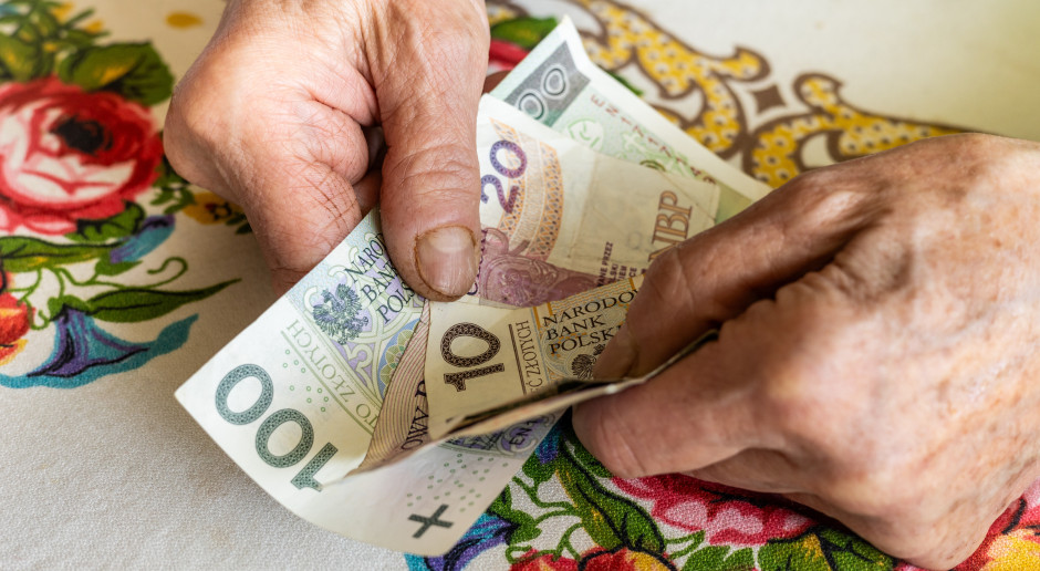 Dwa razy w 2026 roku. Dodatkowe pieniądze dla emerytów w kwietniu i jesienią