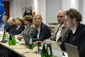 Pracodawcy o płacach medyków: nie stać nas na duży wzrost, ale i brak porozumienia