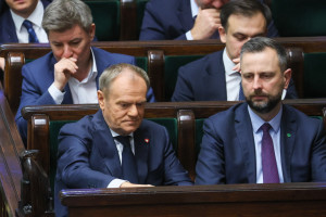 Koniec 800+ na obecnych zasadach. Rząd rozważa drastyczną zmianę dla rodziców