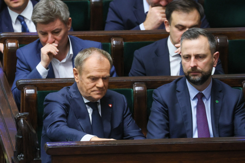 Koniec 800+ na obecnych zasadach. Rząd rozważa drastyczną zmianę dla rodziców