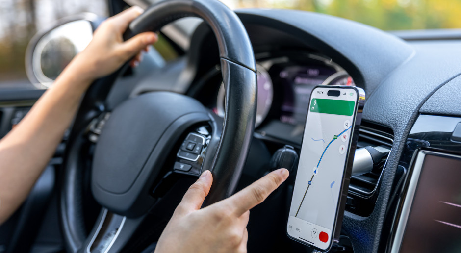 500 zł mandatu za nawigację. Policja nie będzie mieć litości