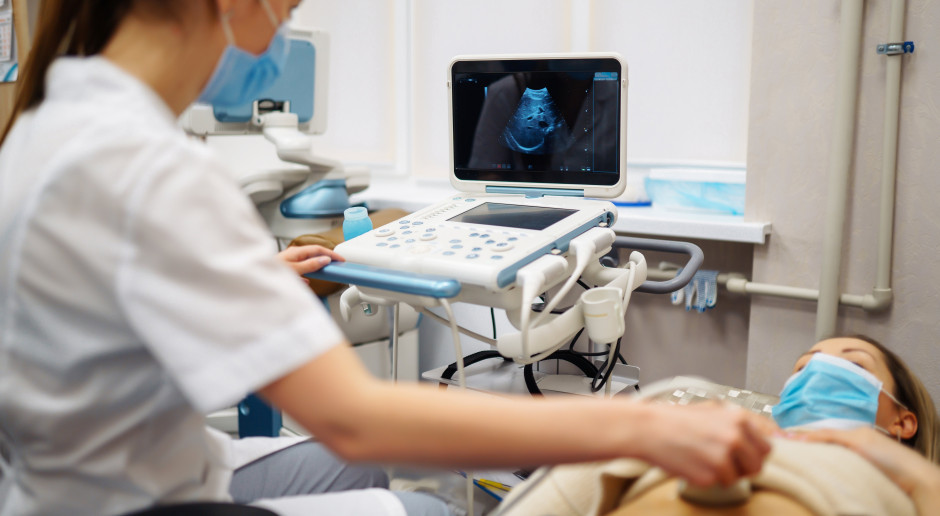 Test EndoRNA: nadzieja na szybszą i mniej inwazyjną diagnostykę endometriozy