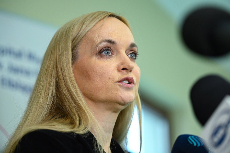 Ministra zdrowia szuka pieniędzy na domknięcie budżetu NFZ. Podpis prezydenta wart kilka miliardów