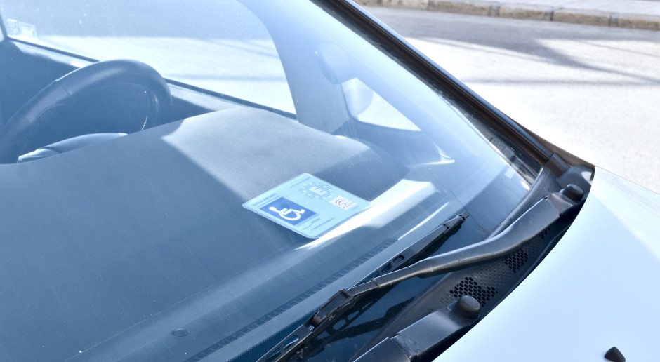Ważny komunikat ws. kart parkingowych i orzeczeń o niepełnosprawności