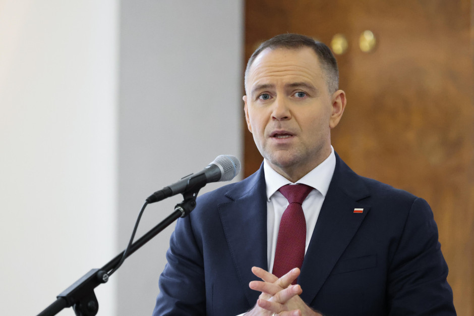 "Tani prąd" Nawrockiego w ogniu krytyki. Ile zapłacimy za prąd w przyszłym roku?