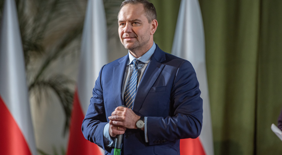 Ustawa podpisana. Państwo przejmie domy i działki - wiadomo, co z odszkodowaniami