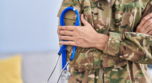 Raport: kryzys kadry medycznej w polskim wojsku