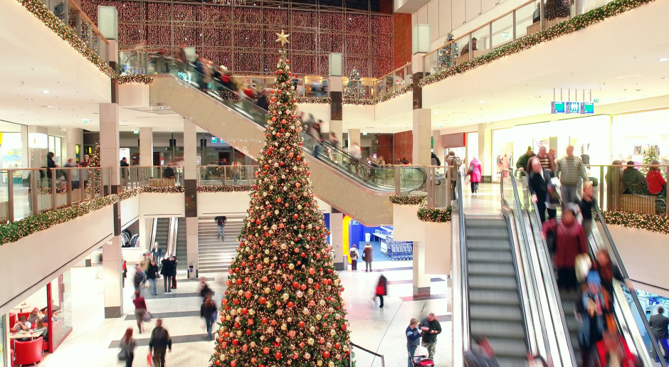 Zmiany w grudniowym kalendarzu. Korekta niedziel handlowych