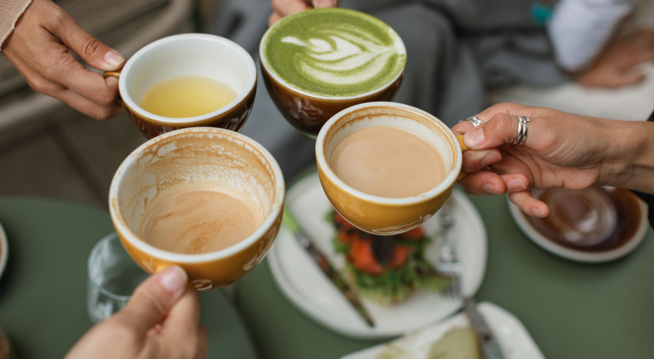 Naukowcy: spowalnia starzenie biologiczne. 3 szklanki dziennie wystarczyły