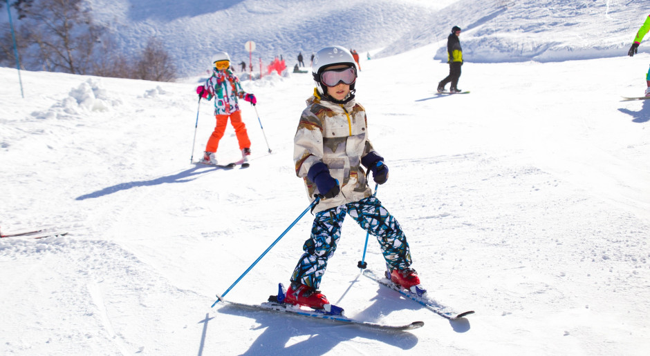 Ponad 1000 zł na ferie zimowe dla dzieci. Te roczniki mogą skorzystać