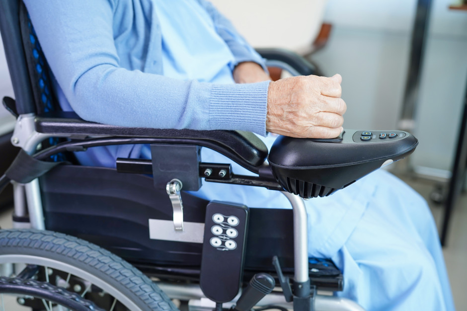 W Sejmie o sprzęcie rehabilitacyjnym. "Wypożyczalnia działa, ale brakuje informacji jak z niej korzystać"