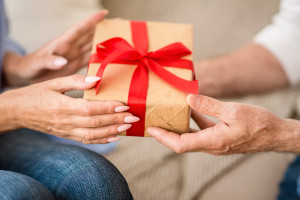 W Polsce dajemy bliskim na potęgę. Potem lądują w szpitalu