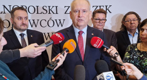 "Nie boję się tego powiedzieć, szpitale zaczną upadać". Powiatowe lecznice z 10-punktowym planem