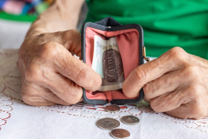 Mówił w Sochaczewie o godnej emeryturze. Nowa ustawa Nawrockiego zmienia zasady