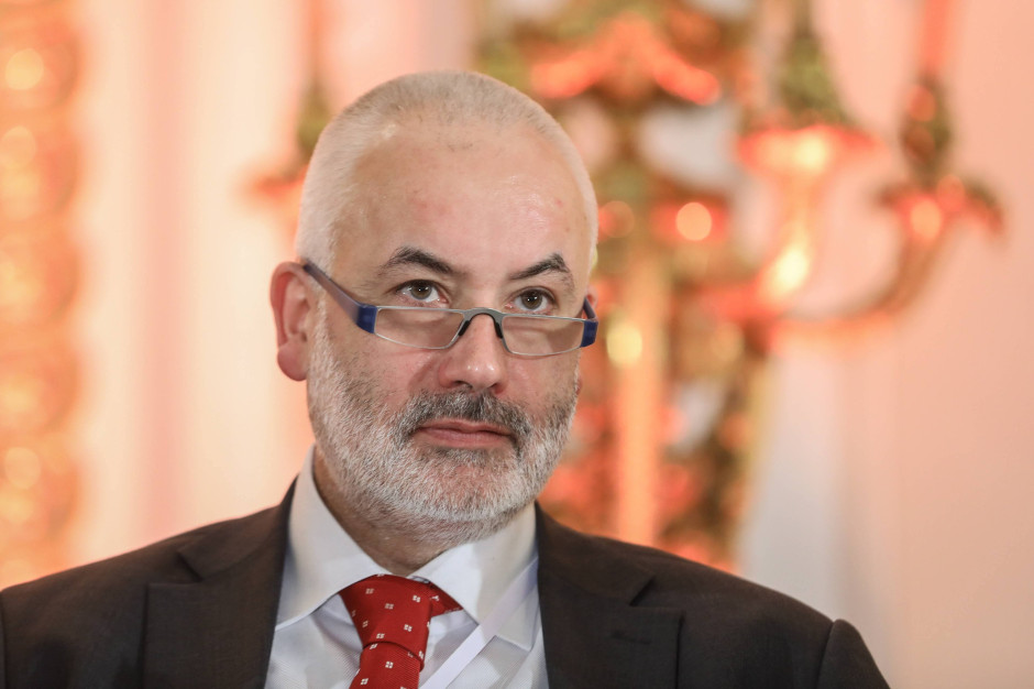 Doradca prezydenta: doba w szpitalu jak w luksusowym hotelu. Idziemy na zderzenie ze ścianą