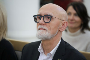  jesteśmy gotowi do współpracy przy reformie systemu. 