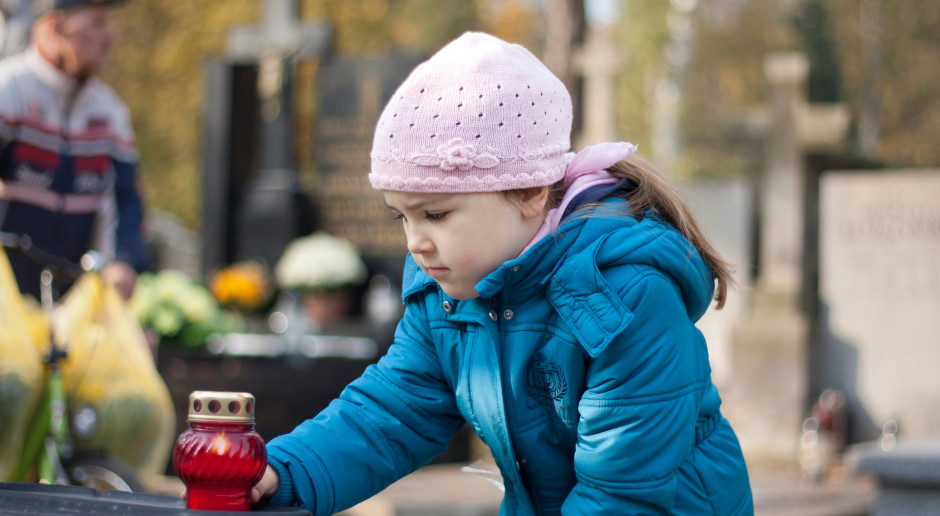 Co 26 minut jedno dziecko traci rodzica. Powstał poradnik dotyczący żałoby