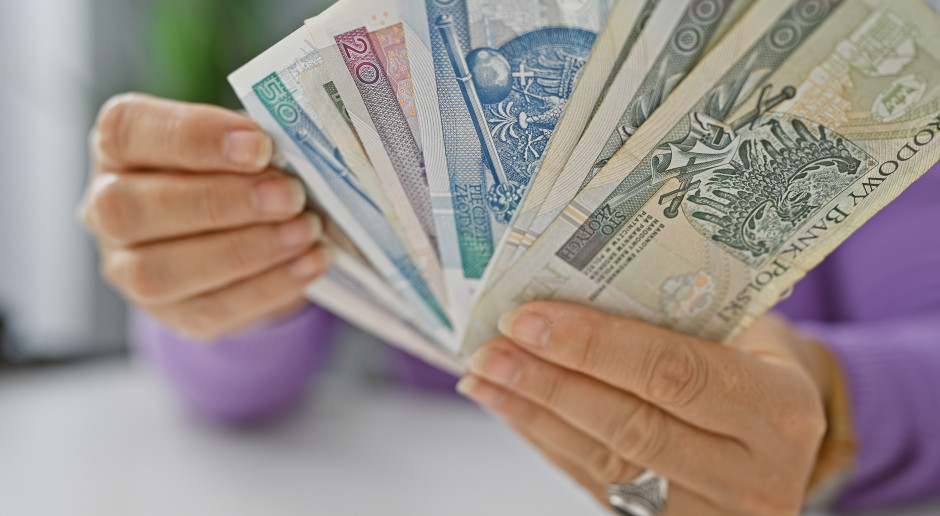 Nowe wsparcie dla seniorów. Nawet 1200 zł rocznie w 4 ratach