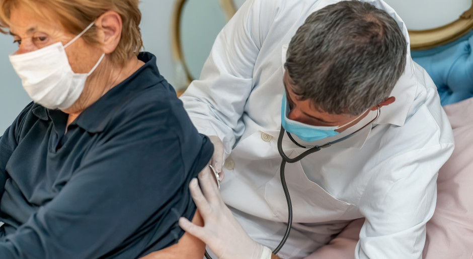 Polska zagrożona. Eksperci: od 50 lat nie było takiej epidemii