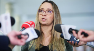 Razem apeluje o nowelę budżetu, aby ratować szpitale. "Sytuacja jest naprawdę absurdalna"