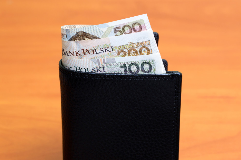 Koniec przyjmowania wniosków za kilka dni. Od 500 do 3 500 zł czeka