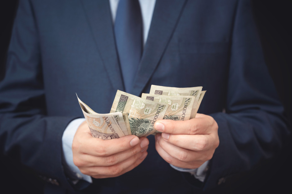 Zabierali niepełnosprawnym tysiące złotych. Pełnomocnicy pod lupą