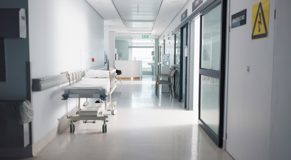 Zmarła pacjentka. Prokuratura postawiła zarzuty, wojewoda wykreślił szpital z rejestru