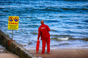 Sztuczna inteligencja wesprze ratowników. Powstaje innowacyjny system monitoringu kąpielisk