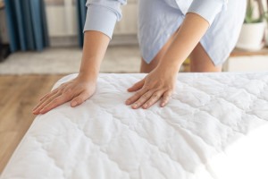 Najczęstsze błędy przy wyborze materaca - czego nie mówią sprzedawcy, a co pokazują testy AEH