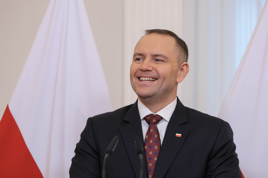 Polacy ocenili władzę. Kto zwyciężył w sondażu?