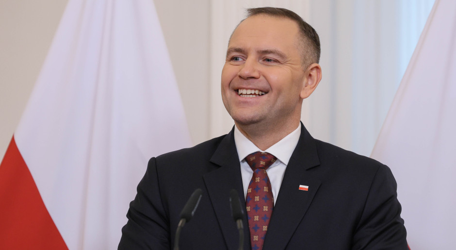 Polacy ocenili władzę. Kto zwyciężył w sondażu?