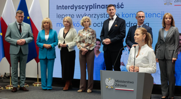 W 2026 r. spór o wynagrodzenia wróci jak bumerang. Czy to ostatnia taka fala podwyżek dla medyków?