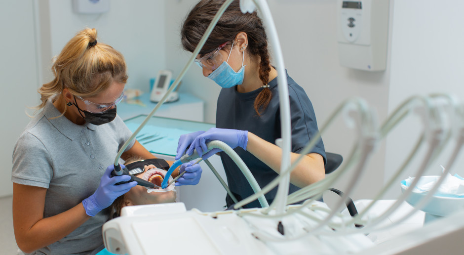 Kiedy wydatki na leczenie stomatologiczne mogą być kosztem uzyskania przychodu