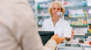 Koszty refundacji leków coraz droższe, a korzystających z niej nie przybywa