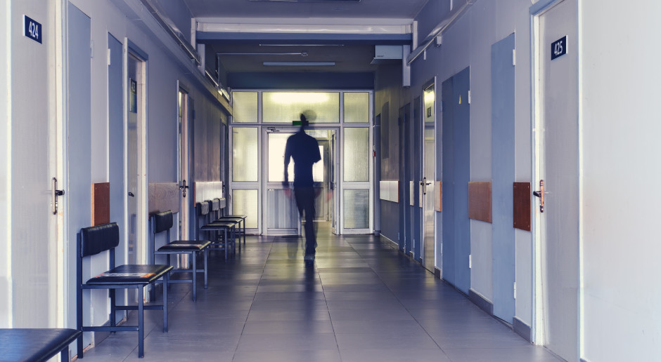 System nie upadnie, ale się sprywatyzuje. Senator Lewicy ostrzega pacjentów