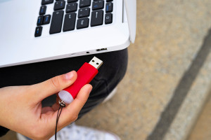 20 tys. zł kary dla sanepidu w Policach po incydencie z pendrive’em