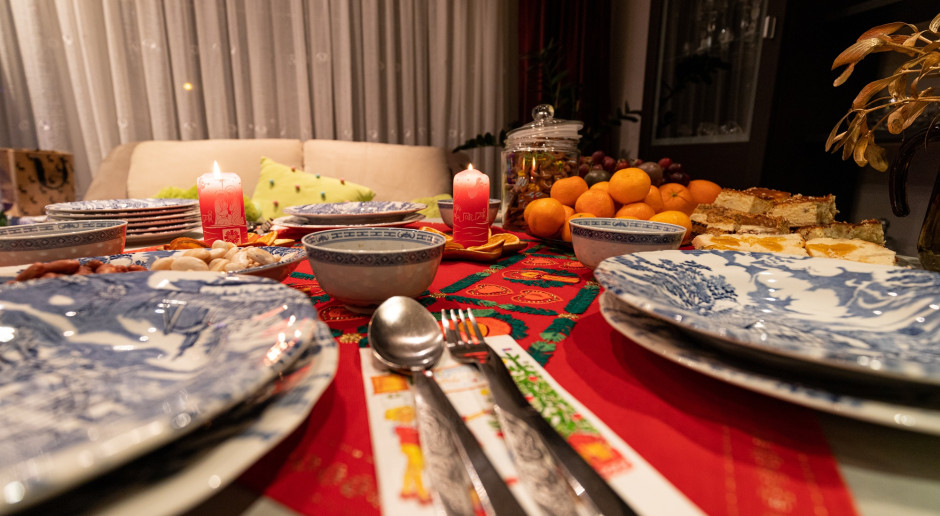 Psychoterapeuta: świąteczna reklama alkoholu przesuwa granice kulturowej akceptacji