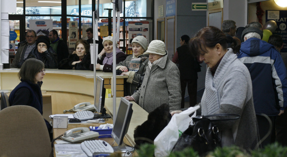 Rząd mówi wprost: leczenie kosztuje więcej. Program zostaje
