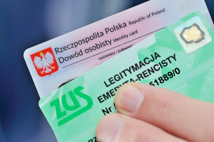 1000 zł drugiej emerytury. Wniosek do ZUS i brak podwójnego opodatkowania