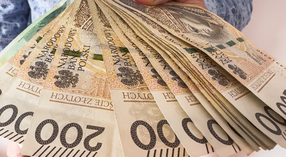 3 mln Polaków skorzysta w styczniu. Wyższa pensja i świadczenia - nowe kwoty