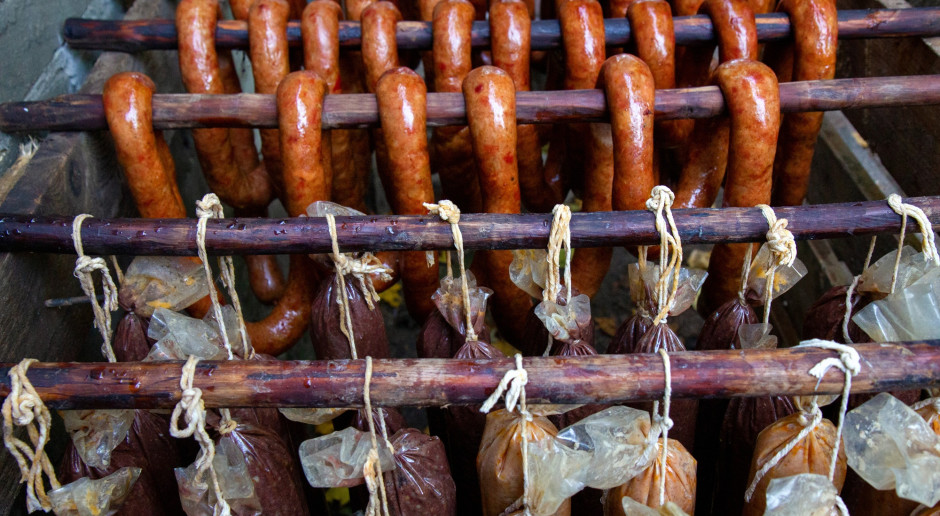 Dodawany na potęgę bez ograniczeń. Niszczy czerwone krwinki, rujnuje nerki