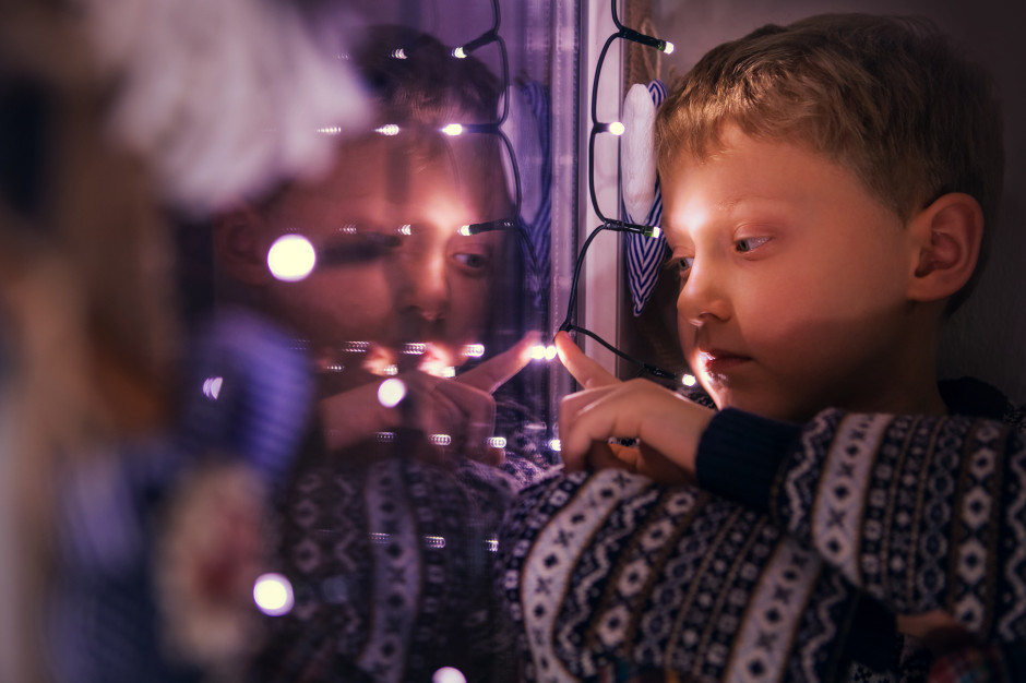 Święta pełne ciszy? Lawinowy wzrost rozmów na Dziecięcy Telefon Zaufania