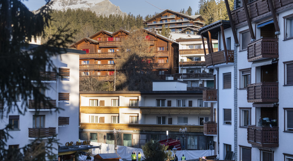 Kilkadziesiąt osób zabitych, około 100 rannych. Pożar w szwajcarskim kurorcie narciarskim w sylwestra