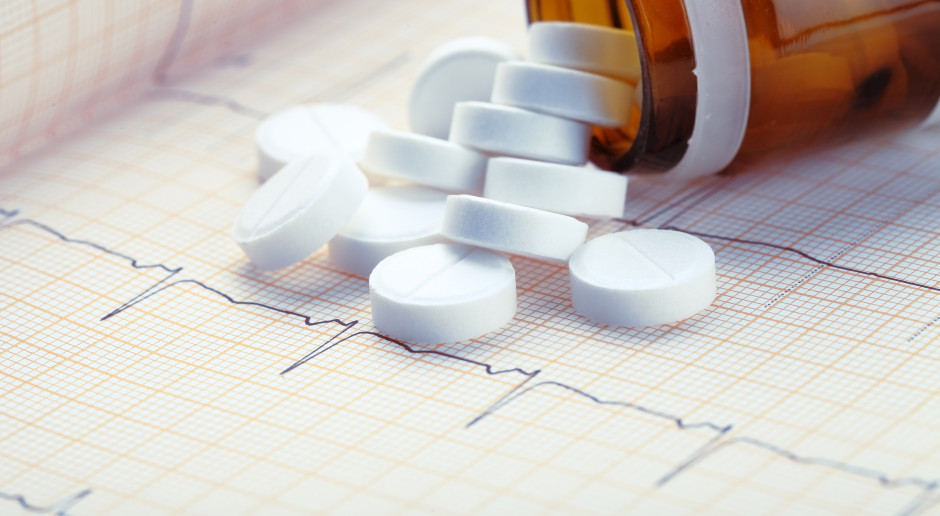 Popularny lek bez recepty. Badania: narażenie na krwawienia wewnętrzne