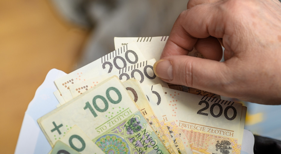 1970 zł, ale nie dla wszystkich emeryta. Oni nie dostaną pieniędzy