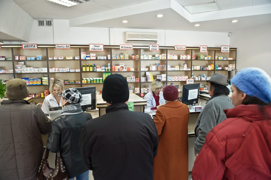 Samorząd lekarski ostrzega: Polacy będą kupować jeszcze więcej leków